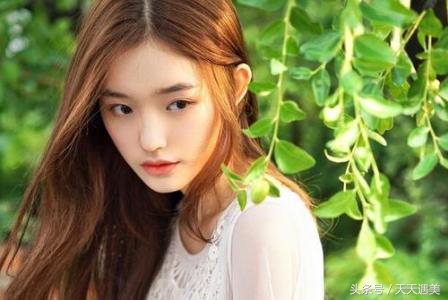 年轻的女明星95后,浙江95后女孩子