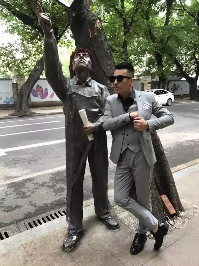 yy利哥连麦,yy利哥和老李连麦唱歌