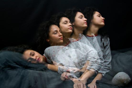 服药后晒被失足坠楼，*眠药安**：怪我咯？