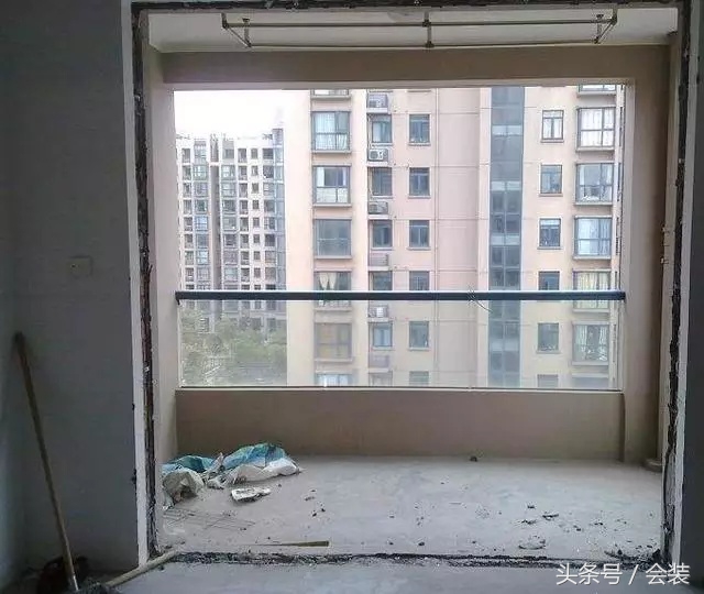 晾衣阳台空间巧妙利用,超长阳台怎么利用