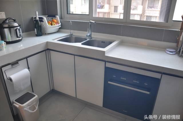 客厅如何装修简单好看又洋气,家庭怎么装修洋气