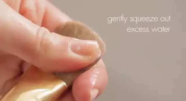 化妆刷怎么消毒,化妆刷清理教程