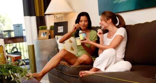 又是一年夜跑高峰季，爱跑的女孩儿们请注意了