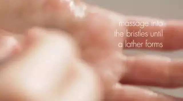 化妆刷怎么消毒,化妆刷清理教程