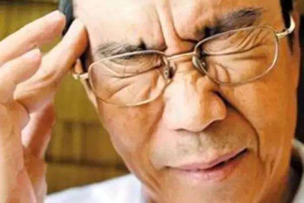 频繁手麻是什么原因和征兆,总是手麻胳膊麻是怎么回事