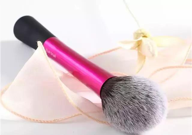 底妆教程持久不卡粉不斑驳,底妆轻薄不卡粉教程