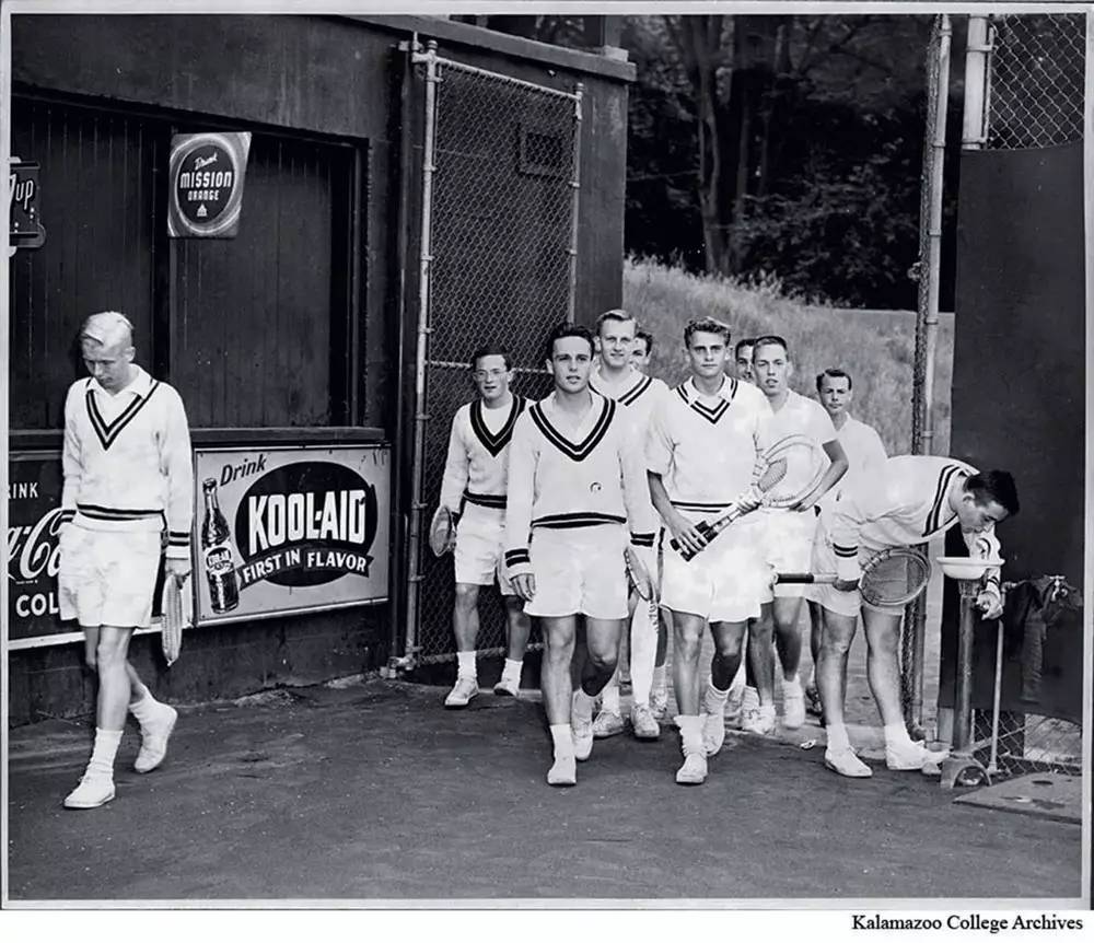 短裤一般大多少合适,牛仔短裤太短了怎么加长好看