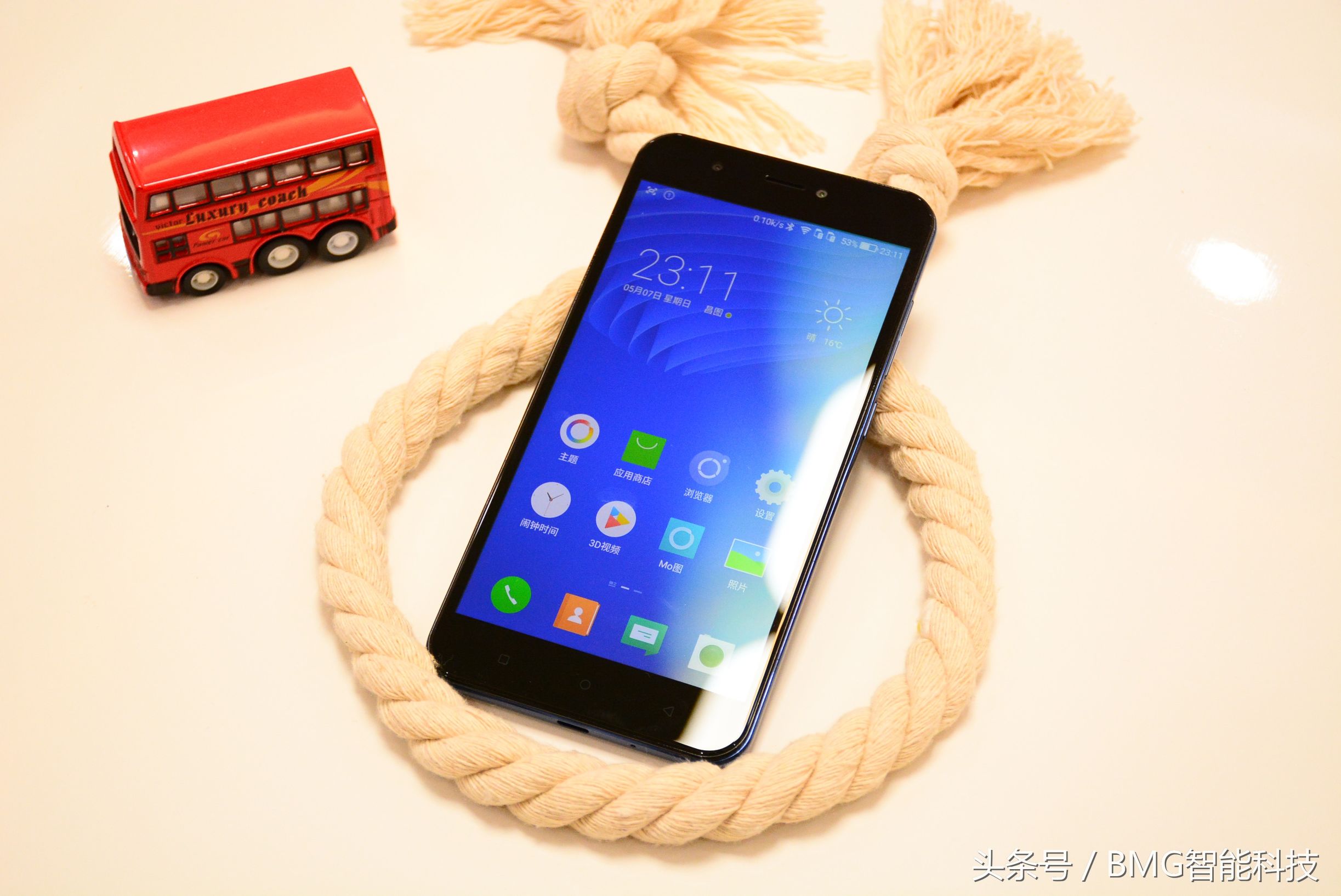 ivviK5裸眼3D手机深度评测:岂止裸眼3D?别的也不赖