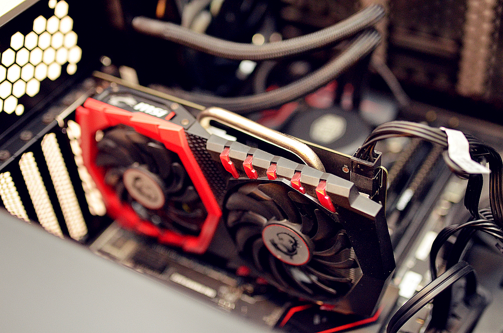 gtx1050ti能玩严阵以待吗,gtx1050ti可以玩暗区突围