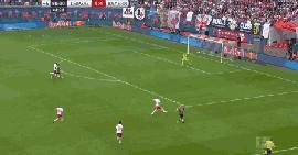 德甲绝杀多特夺冠,德甲老飞侠内切