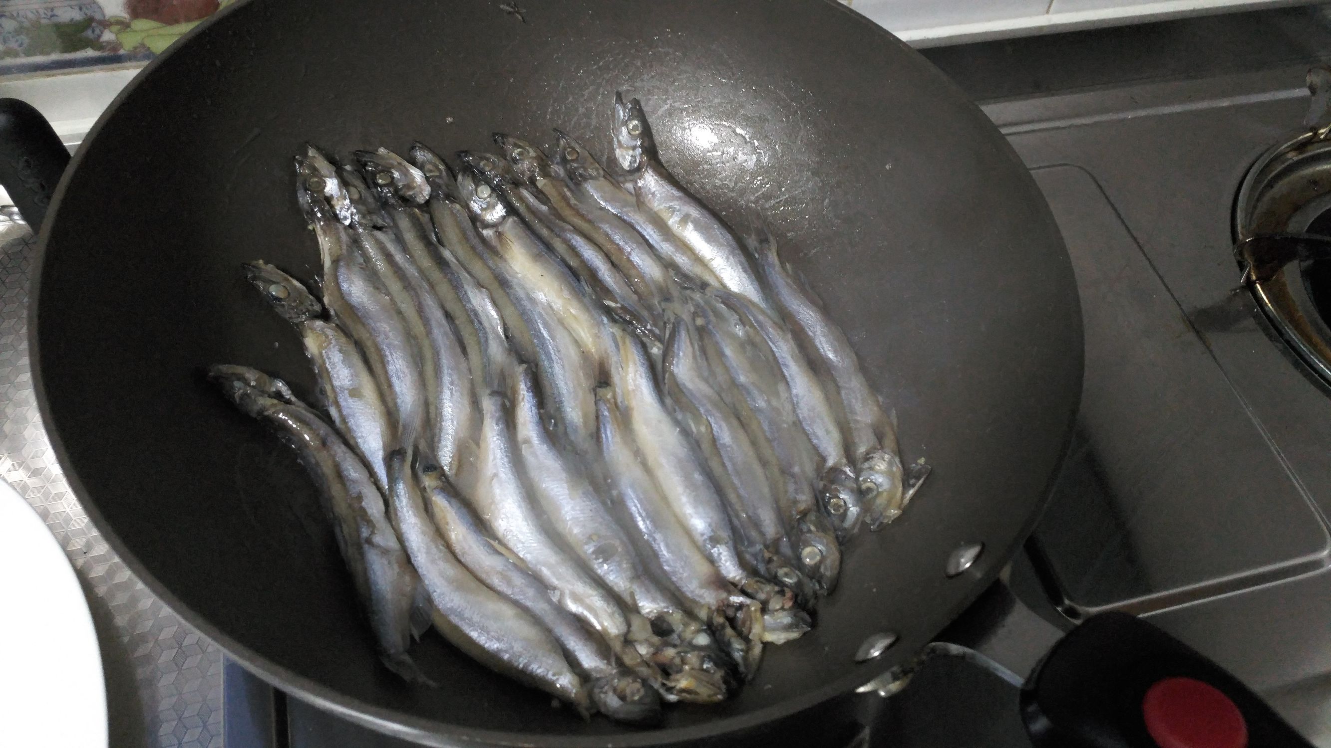 没有籽的假多春鱼,多春鱼怎么没有籽啊