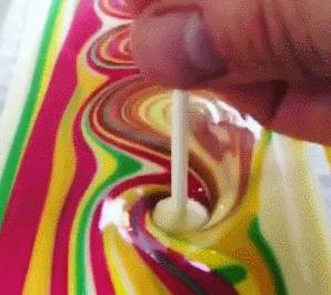 我只注意到后面的亮点了，哈哈