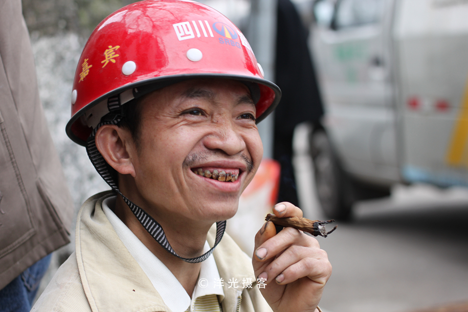 劲大焦油量低的烟,劲大的雪茄