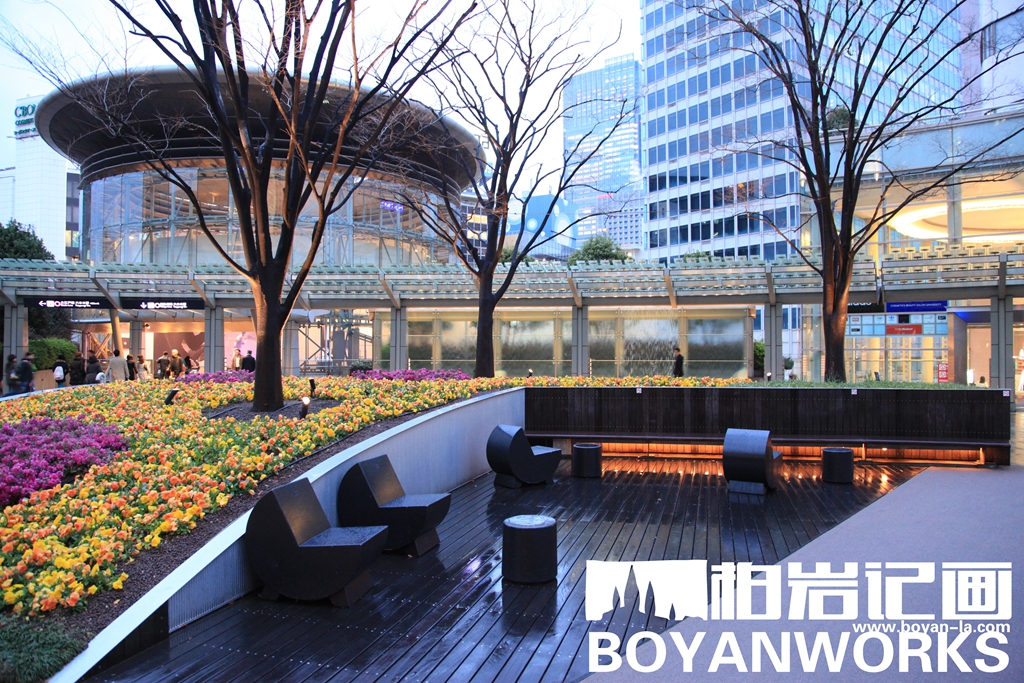 柏岩·记画｜世界与东京的交叉点——六本木