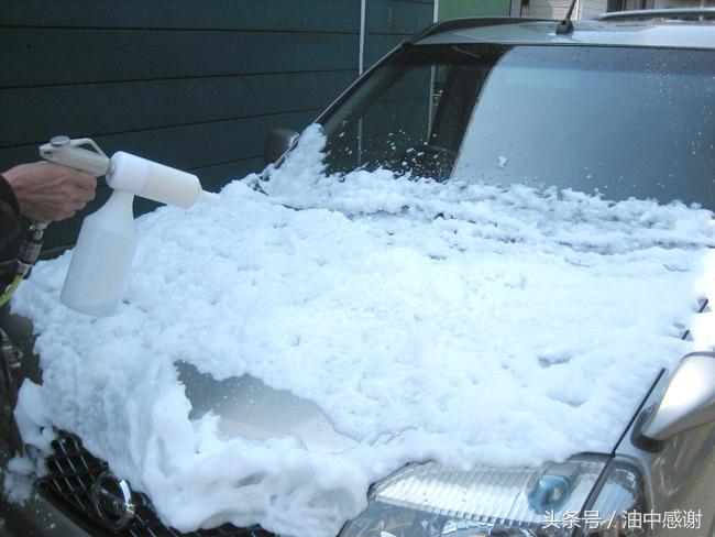 洗车液怎么选择泡沫少不伤车,怎样挑选中性洗车液