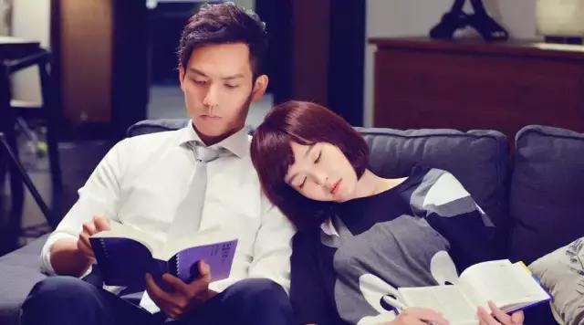 现在就只有“霸道总裁要上我”才能满足老夫抖M的少女心啦！