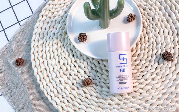 12款热门防晒测评这几款晒不黑,热门防晒实测哪一款更适合你必看