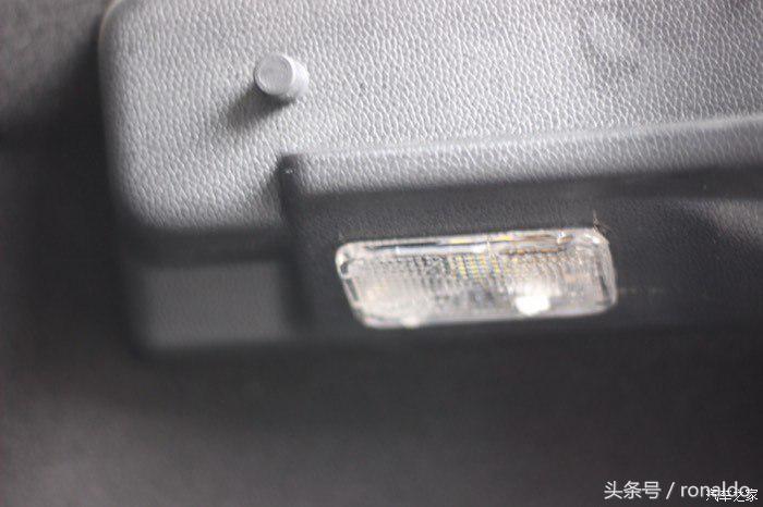 新飞度改灯夜间效果,新本田飞度灯光改装最佳方案