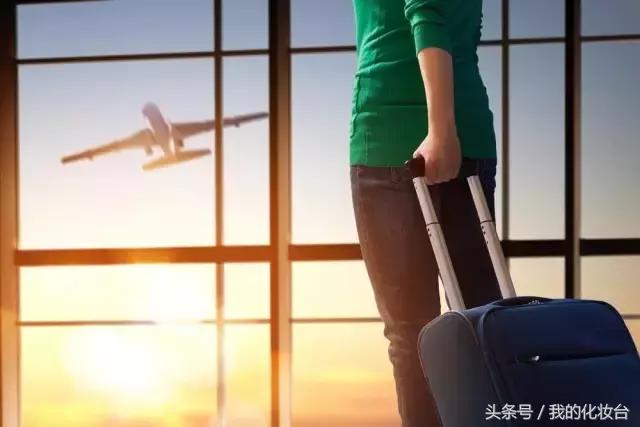 网购化妆品怎么确定是正品,化妆品在哪里买才能买到正品