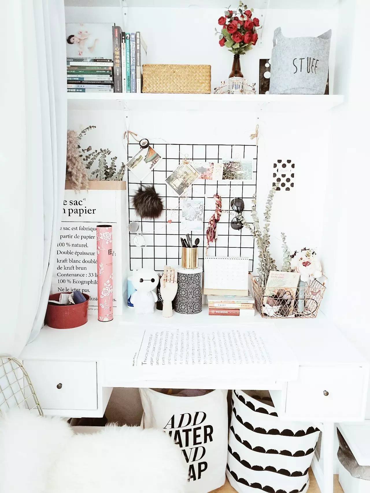 她改了两扇门，将家装成网图中的模样