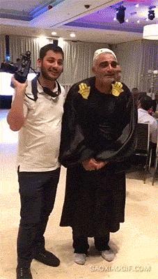 总有一瞬间感觉眼前的事发生过,总感觉要发生什么大事