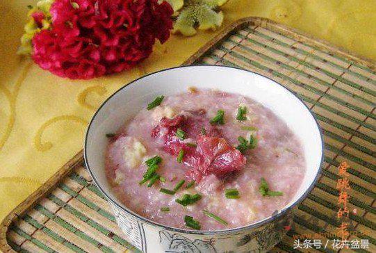 嘴馋了，摘盆花儿来尝尝，第一盆花卉佳肴就闻所未闻