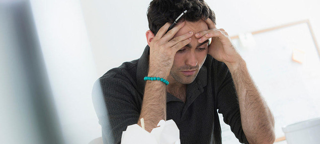 同样是睡觉，你却睡出了黑眼圈？再多护肤品也救不了没睡好的肌肤