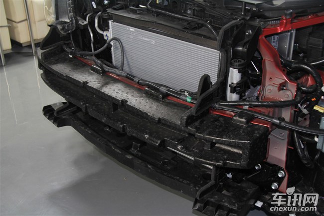 日产2018逍客智享版拆解视频,第三代逍客和逍客经典拆解对比