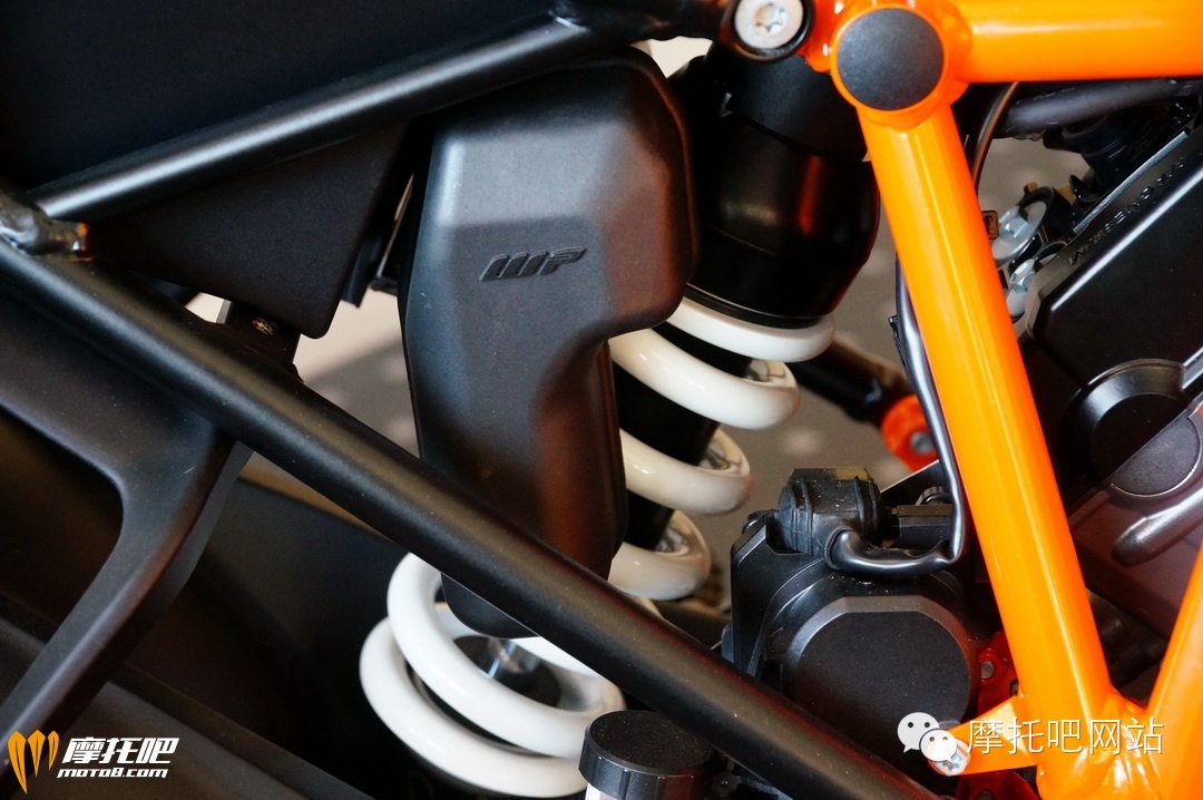 濂ュ湴鍒﹌tm1290superdukegt,ktm宸ュ巶鍦ㄥゥ鍦板埄鍝噷