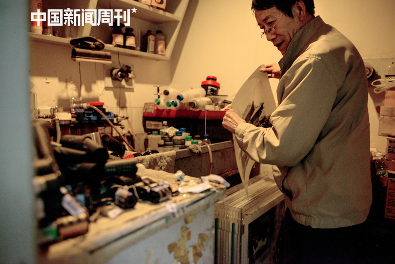 手工给照片PS的“暗房大师”：坚持只是一种喜欢