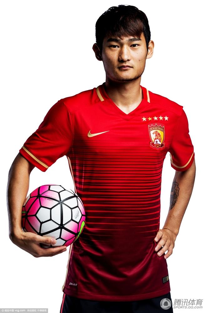 广州恒大新赛季官方写真照图片,恒大写真图片大全