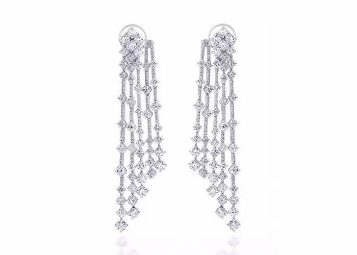 范冰冰踏上戛纳红毯的那一刻,范冰冰最浪漫的戛纳行