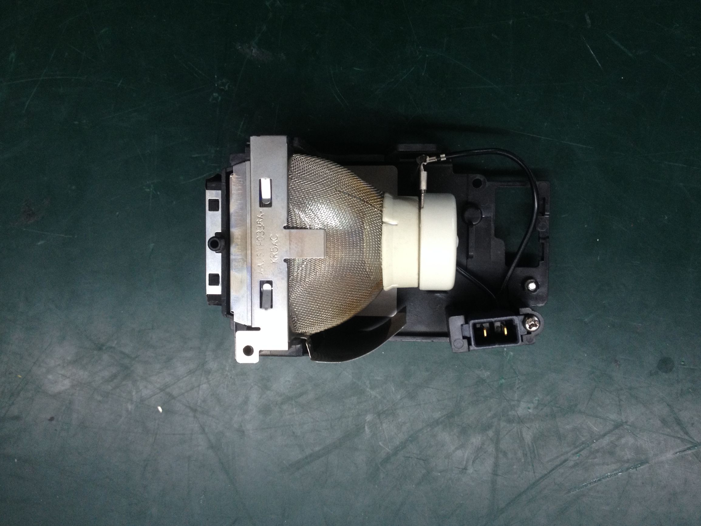 三洋xw270c怎么换灯泡,三洋xm1500c投影如何更换灯泡