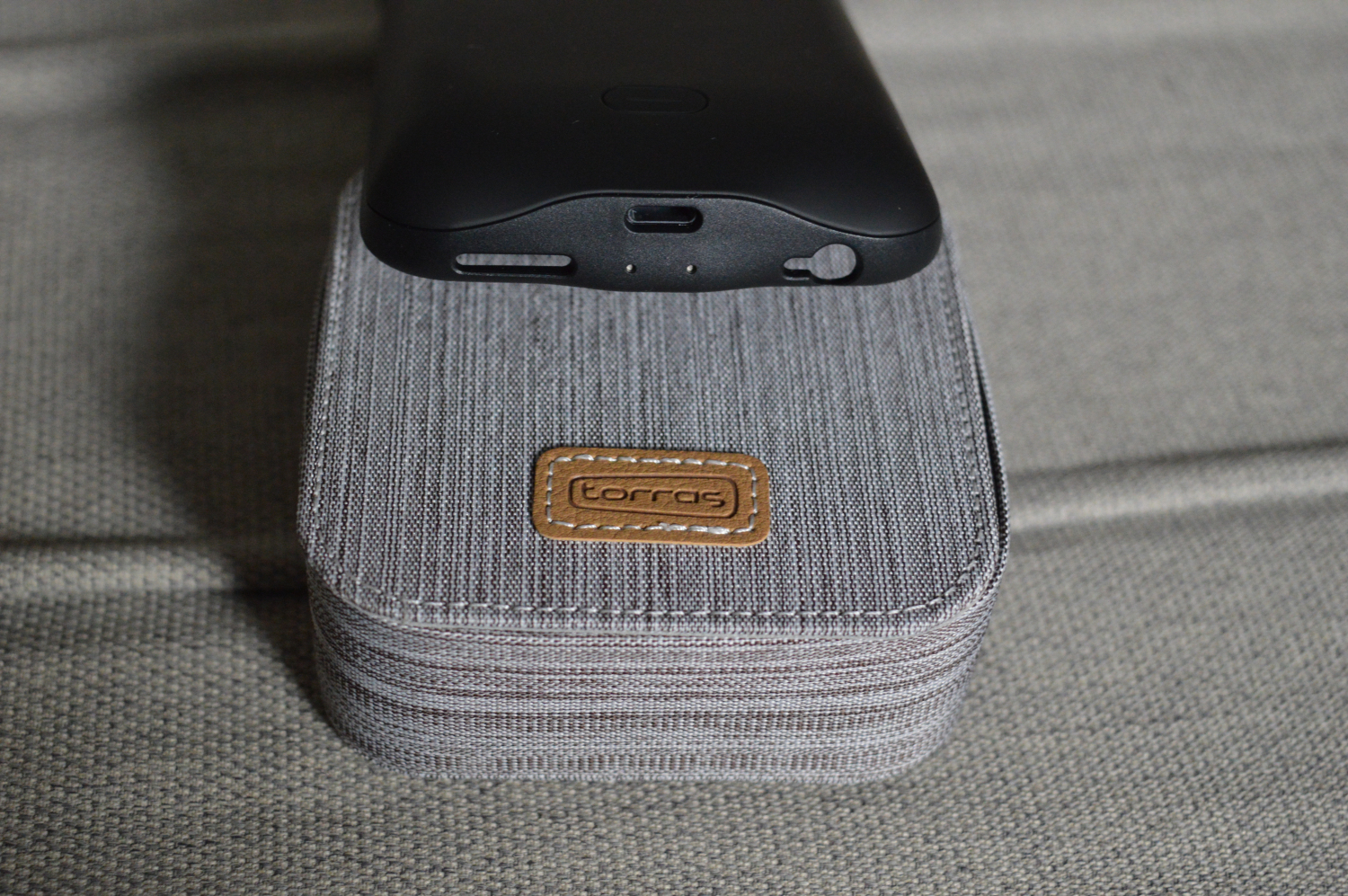 便携式苹果充电宝图拉斯,iphone充电宝图拉斯