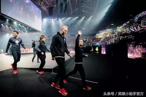 skt卫冕世界冠军,skt卫冕s6