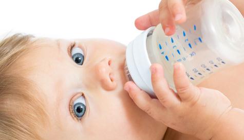 宝宝十几天不拉粑粑还放屁,宝宝十几天不排便是怎么了