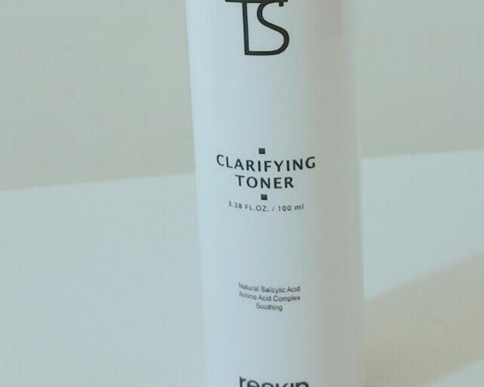 15岁的男生脸上长痘痘怎么调理,男生脸上长痘痘要怎么才能消除啊