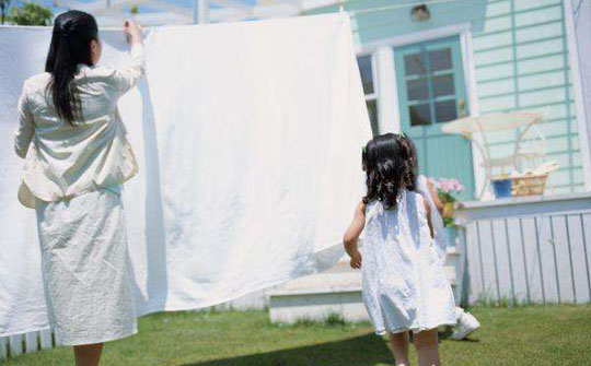 后背长痘怎么治疗最好的方法,青少年脸上和后背长痘怎么解决