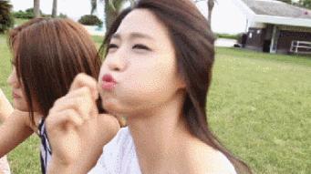 媳妇儿说今晚下面给我吃,做到一半做不下去了