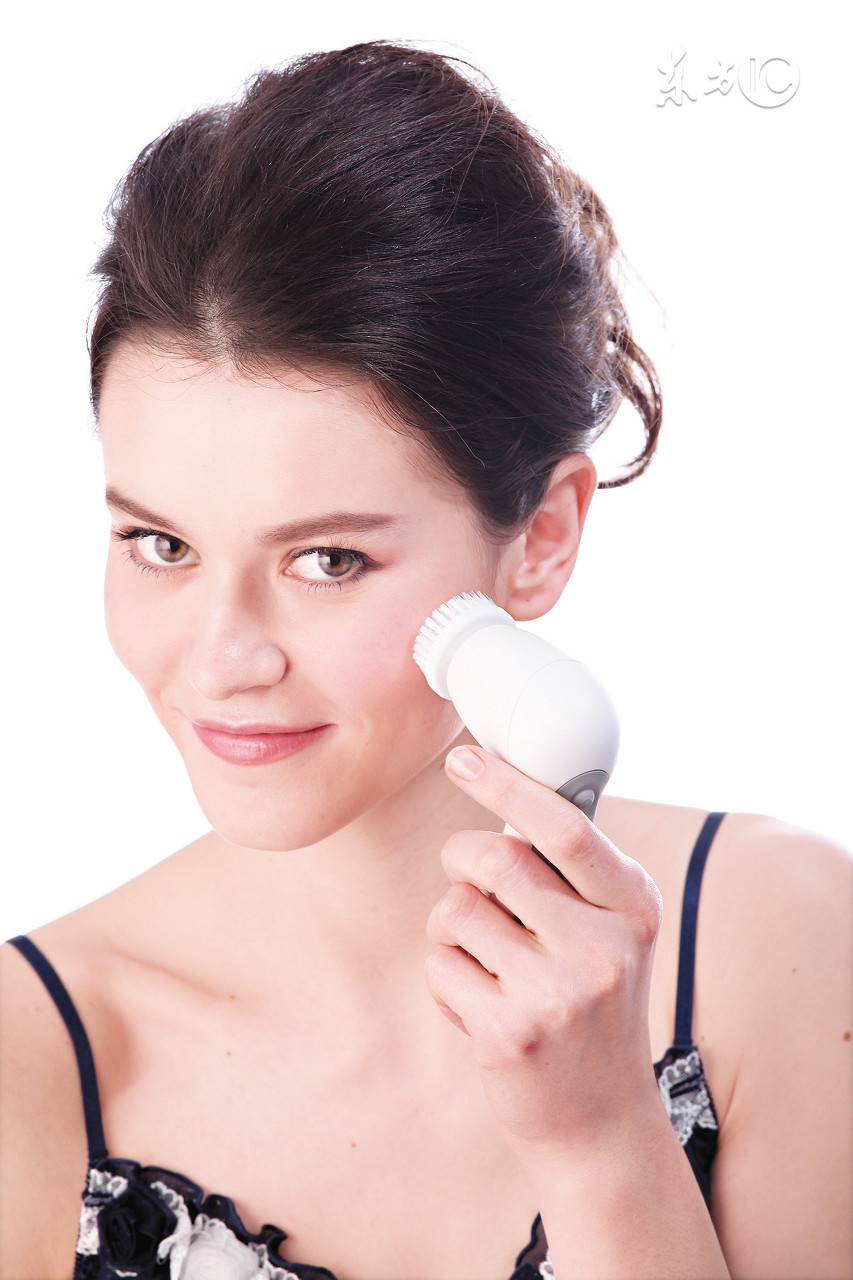 潮牛集团的清肌雪片比你更懂肌肤的秘密