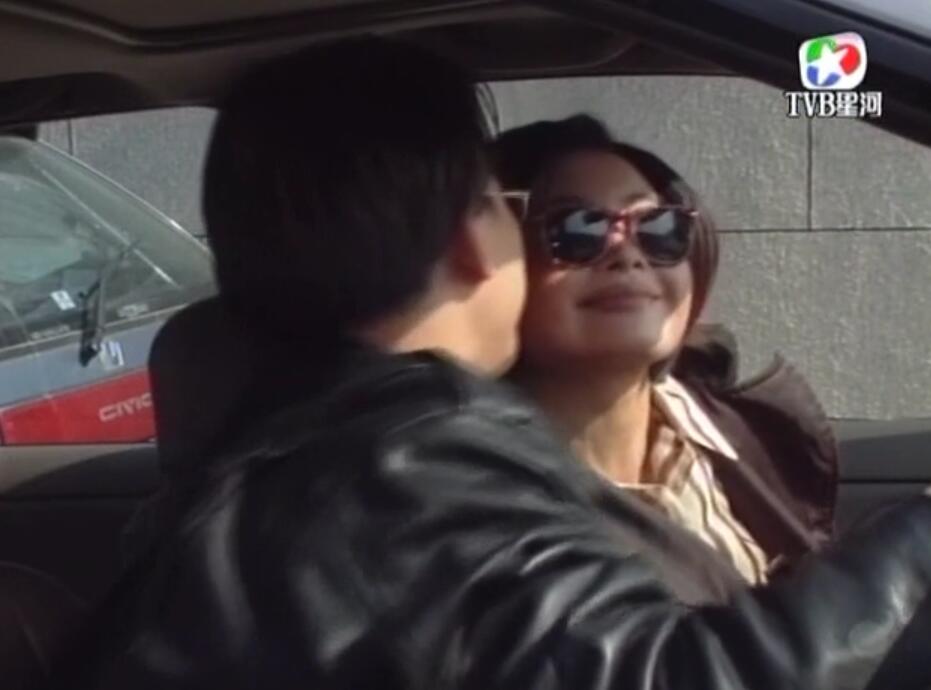 刑事侦缉档案红衣女郎杀人案,刑事侦缉档案红衣女郎男扮女装