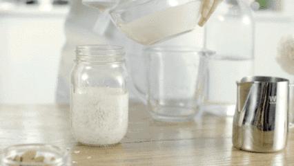 自制酸奶怎么辨别酸奶变质,酸奶怎么保存才不会变酸