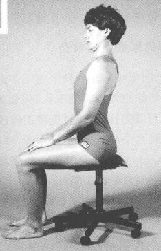 办公室久坐腰痛锻炼,久坐办公室腰痛怎么办