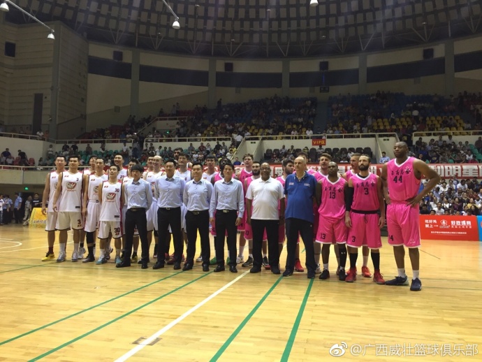 NBL广西威壮对战意大利明星队双外援首次亮相