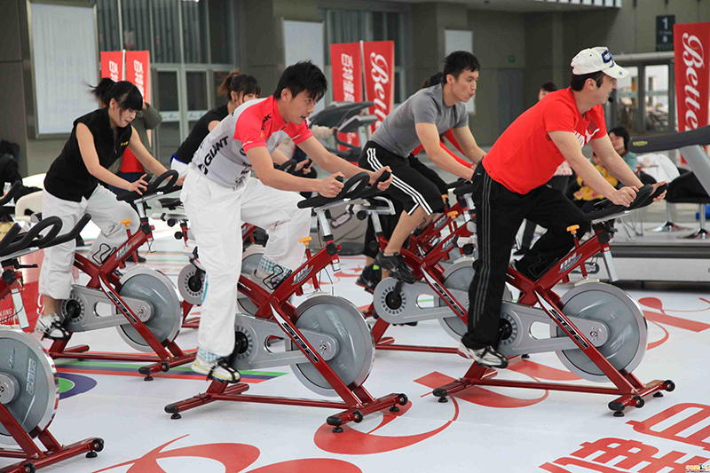 骑动感单车瘦腿要注意什么,使用动感单车锻炼需要注意些什么