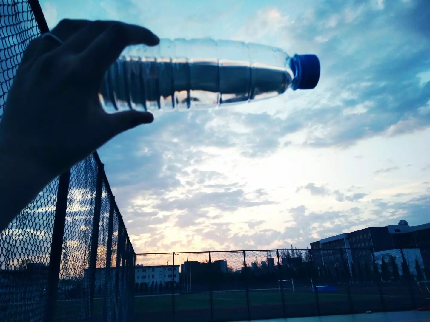 酷暑来袭防暑降温,炎炎夏日酷暑来袭