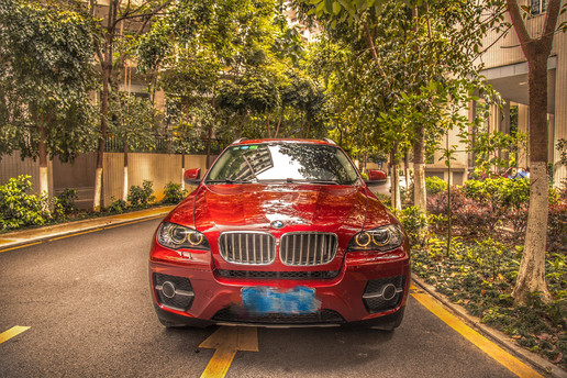宝马x6xdrive35i落地价多少,宝马x62021款