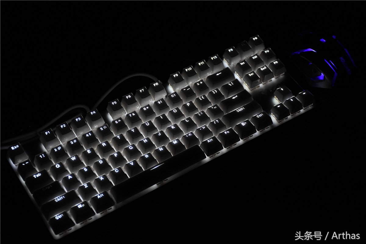 雷柏v500pro快银轴键盘测评,雷柏v500s冰晶版怎么调灯光