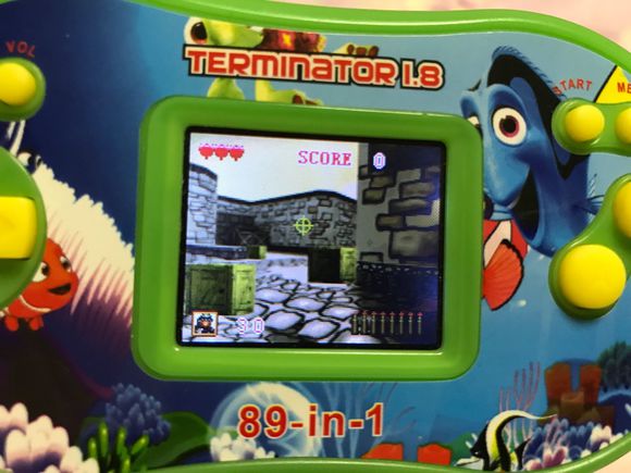 国产换屏游戏机,还记得小时候玩的游戏吗图片