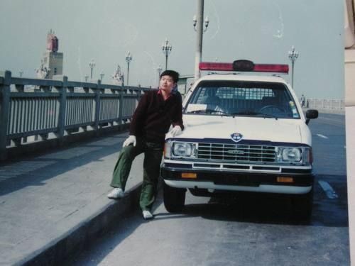 情怀不能当饭吃的意思,情怀当不了饭吃